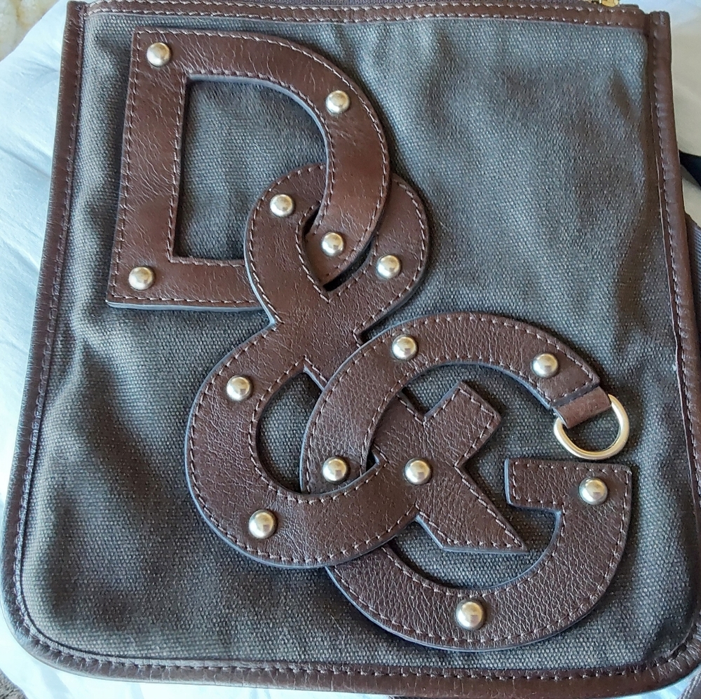 Dolce & Gabbana  Designer Crossbody Bag - Picture 4 of 11